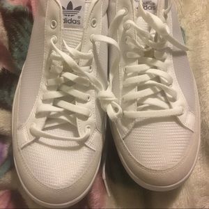 Adidas Rod Laver flawless size 13